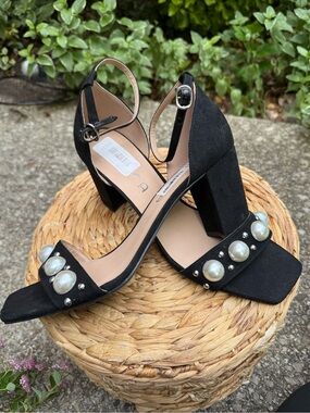Unisa Black Pearl-Stud Block Heel Sandals for Women